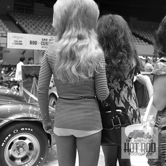 JMC_056 Girls with Big Hair 1972