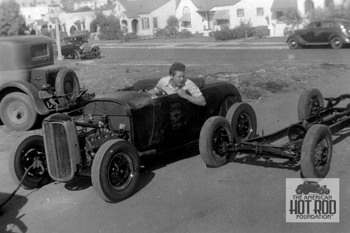 1940 cal plate on left